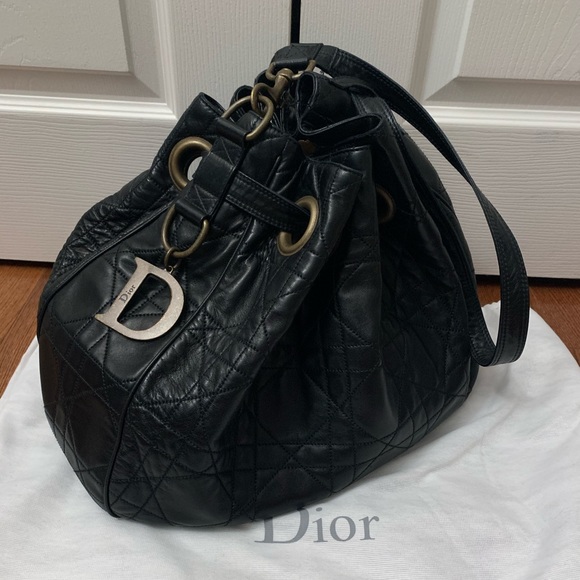 DIOR BLACK LAMBSKIN CANNAGE DRAWSTRING BAG - Picture 2 of 16